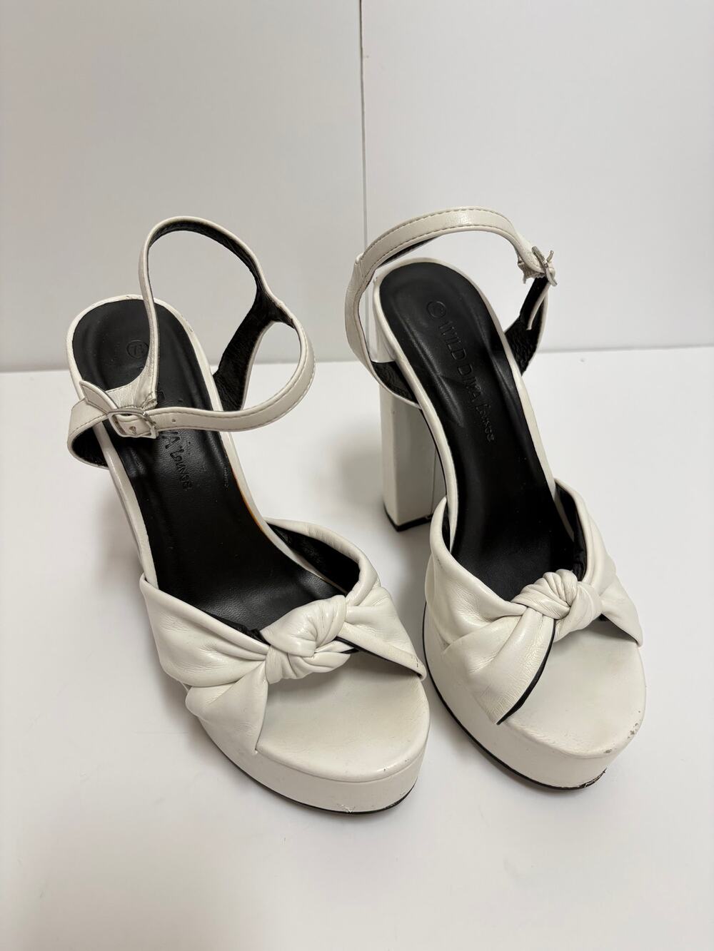 Diba True White Leather Platform Sandals 7.5 Knotted Block Heel Ankle Strap